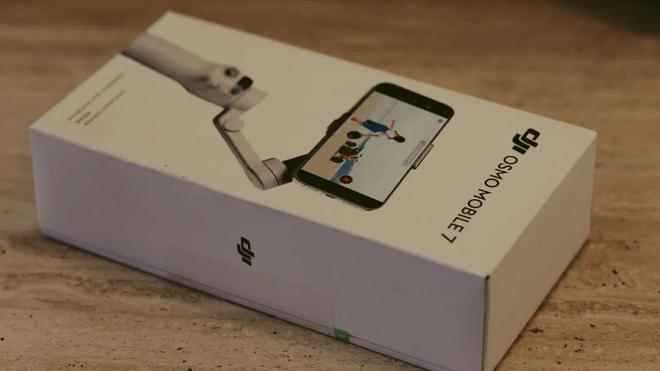 oblie 7 Pro稳定器首发初体验！龙8体育入口549元！大疆OSMO M(图7)