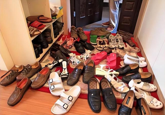 这5种物品一定要尽早处理掉！俗话说：“财不入脏屋”家里有(图3)